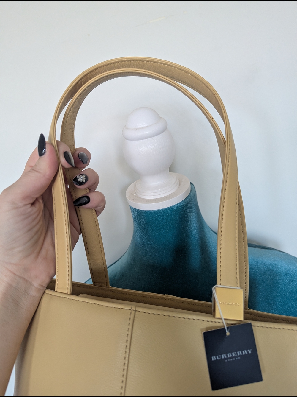 Burberry Leather Tan Handbag - Picture 9 of 13